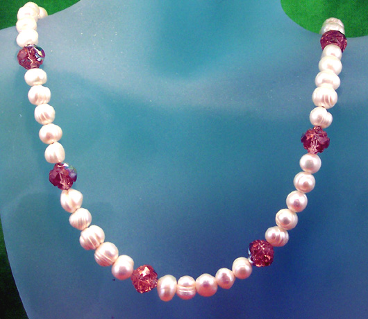 N0311 - Roses & Pearls - 13 to 16" adjustable N0311 - Roses & Pearls - 13 to 16" adjustable